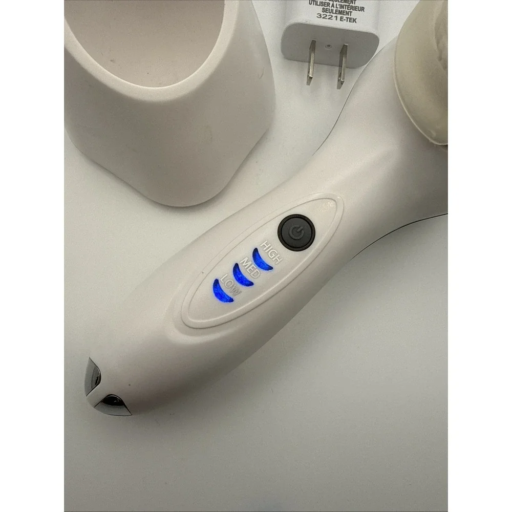 Clinique Sonic System Facial Cleansing Brush with Charger